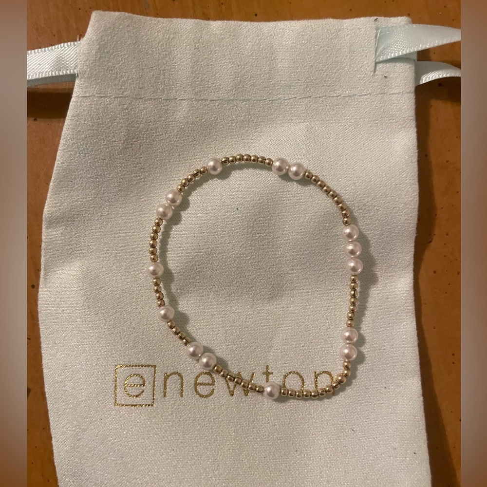 eNewton Pearl hope unwritten bracelet